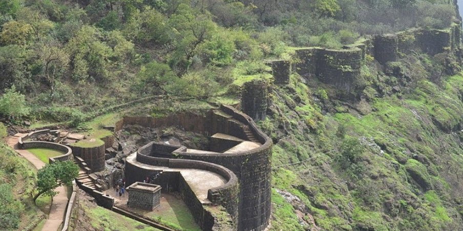 Takmak Fort, Palghar, Maharashtra - Vushii.com Takmak Fort, Palghar, Maharashtra - Vushii.com